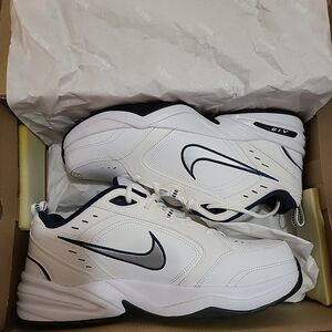Nike AIR MONARCH IV Men's White Blue 102 SIZE 10 MENS *11.5 WOMENS. NEW  4E WiDE